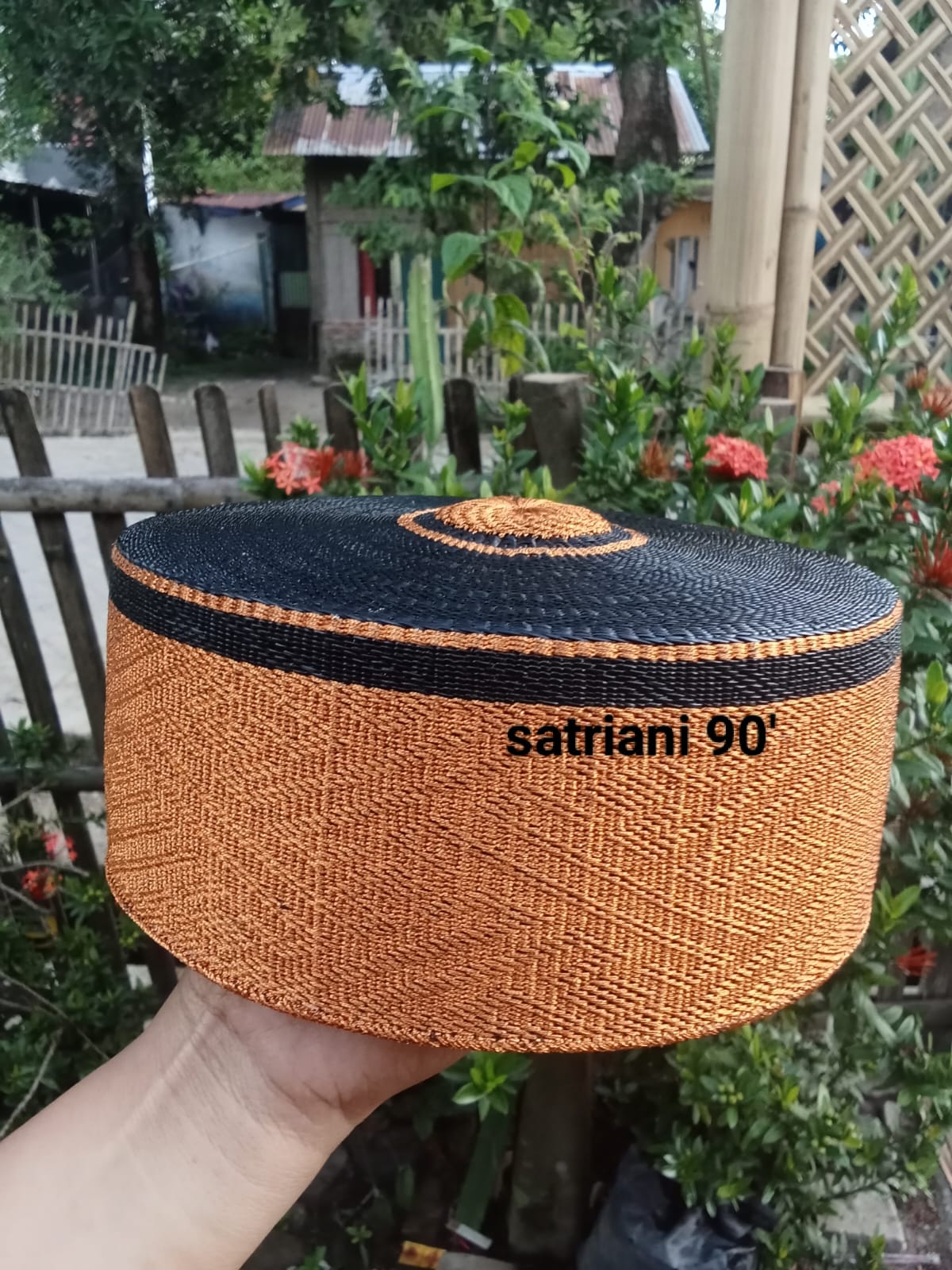 Songkok Benang Metallic Modern